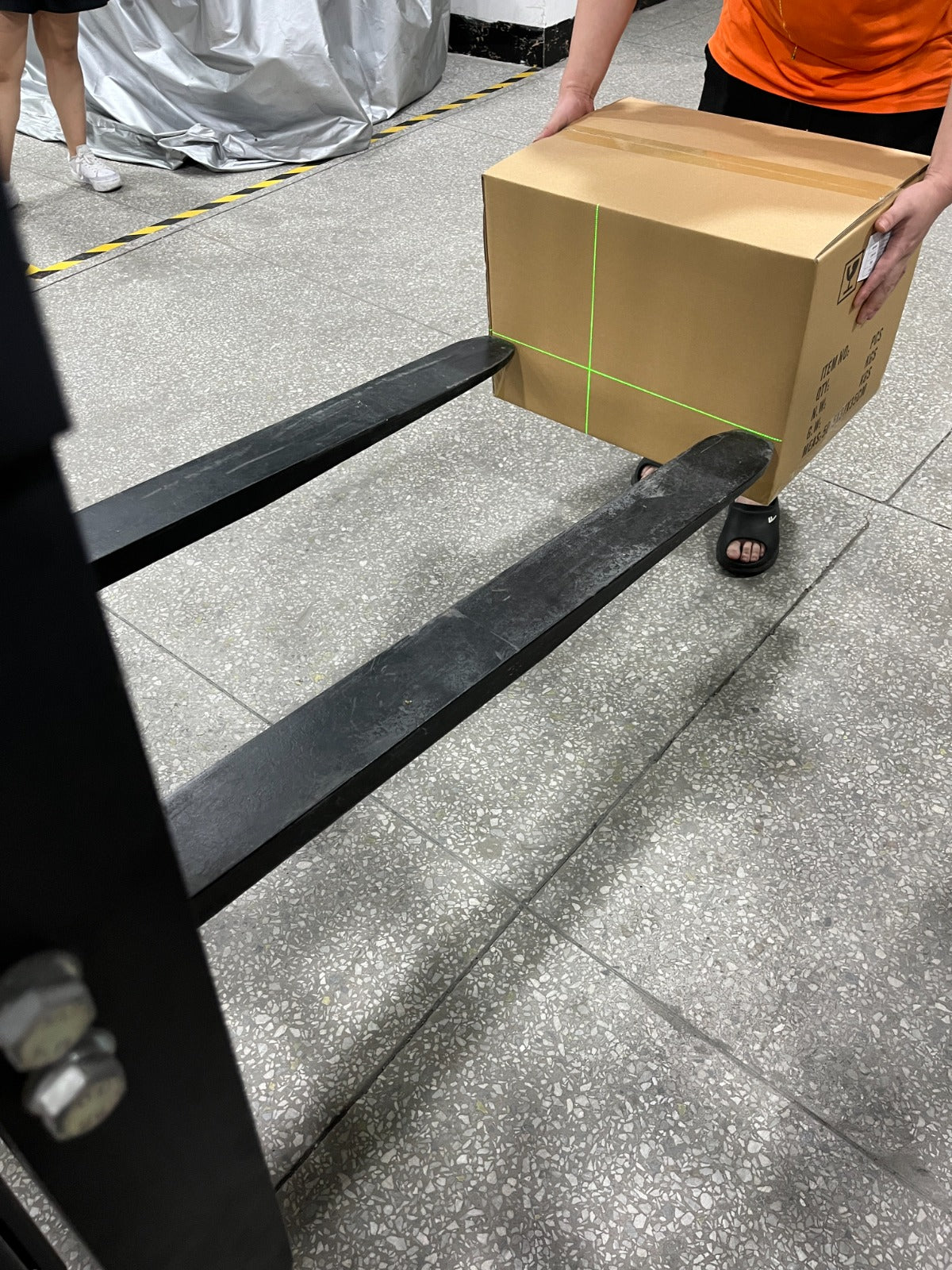 Carriage camera: CWHD-372M with Green one-word Laser